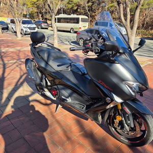 야마하 티맥스DX 이미지