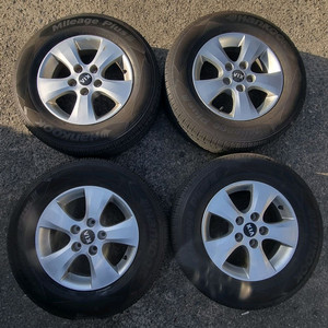 15인치 k5 순정휠타이어 205 70 15 이미지