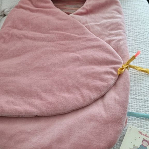 물랑로티 신생아 겉싸걔