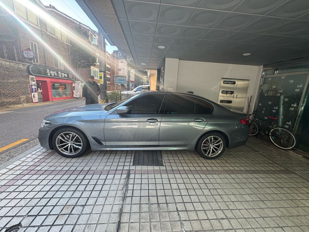 BMW g30 520d--1