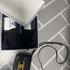 [새상품][풀구성][정품/감정서O]셀린느 트리옹프 클로드 미니백 블랙