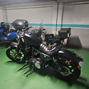 할리데이비슨 아이언883 2020년식 13000km 팝니다