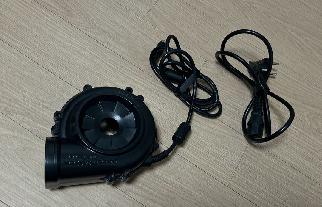 트러스트마스터 ts-pc 레이싱휠 베이스--3