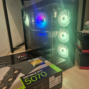 7800X3D RTX5070 영상편집 게이밍 본체 블랙