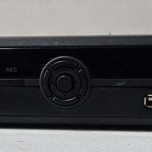 스카이렉스 SKY-5008 8채널 녹화기 하드 1TB 팝니다