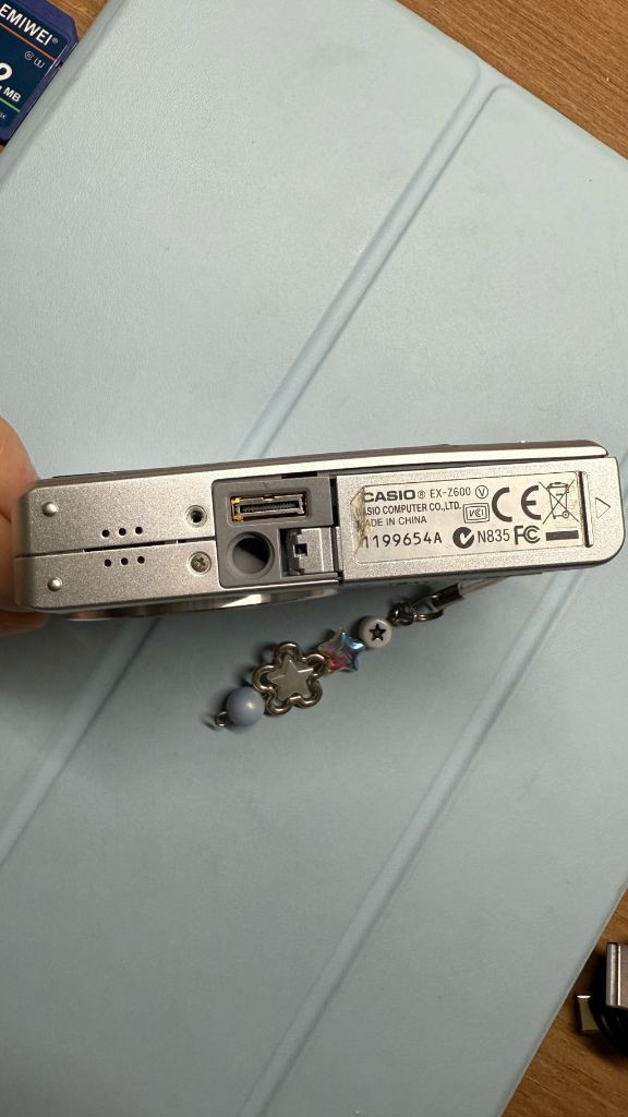 카시오 엑슬림 EXz600 디카 디지털카메라 이미지