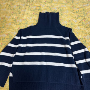 엘보른 elborn 로로피아나 스트라이프 니트 터틀넥