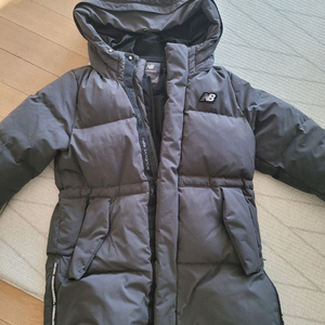 뉴발란스 키즈 구스 패딩점퍼 130사이즈 팝니다
