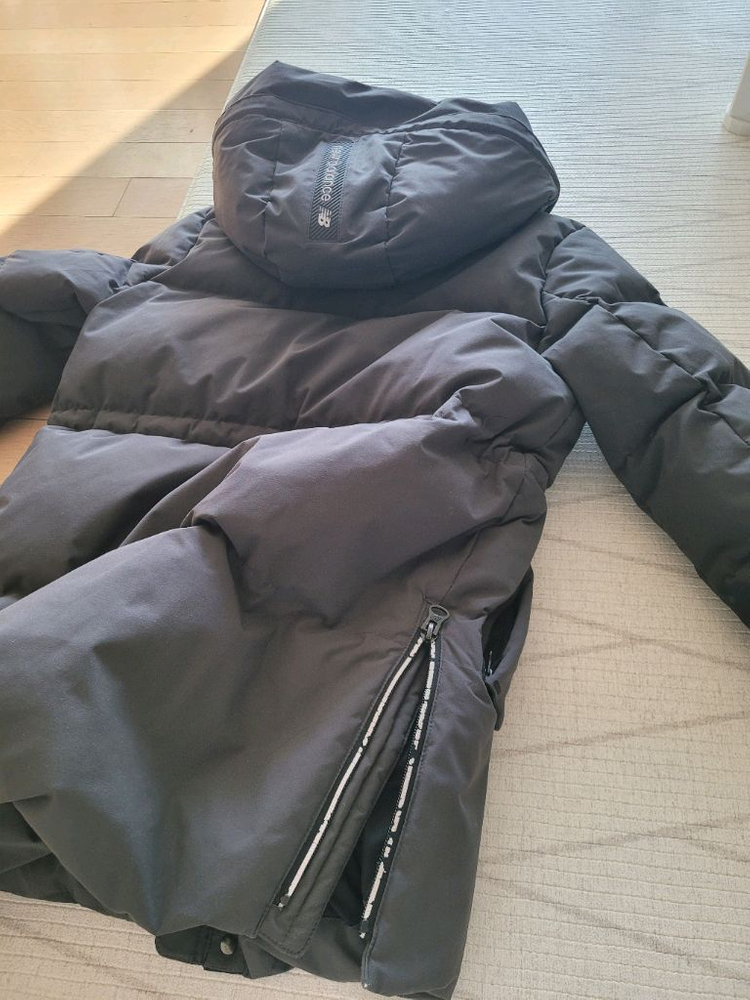 뉴발란스 키즈 구스 패딩점퍼 130사이즈 팝니다--1