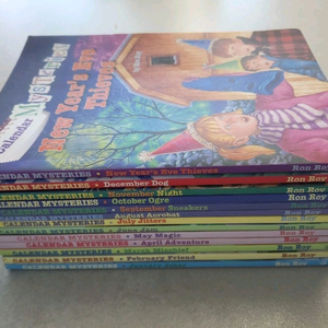 캘린더 미스테리-영어 원서 시리즈 13권 세트