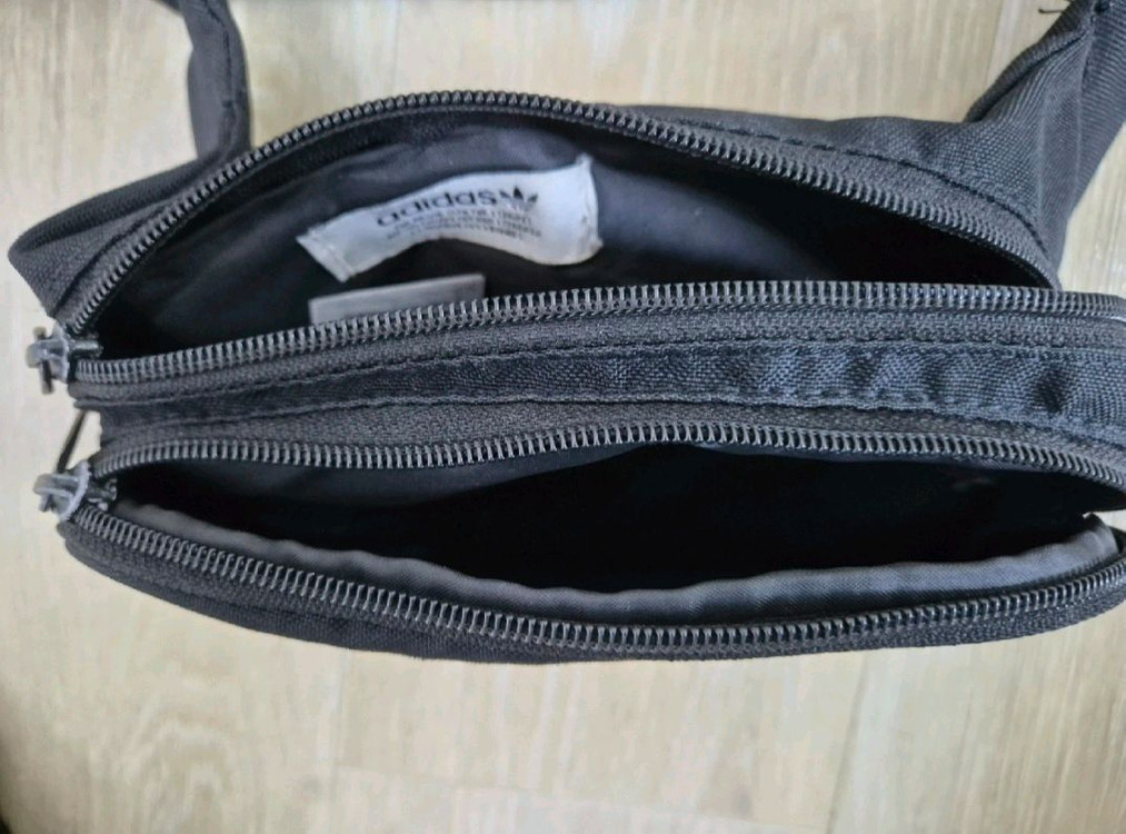 아디다스 힙색, 범백, 벨트백, 크로스백, 가방 깨끗한 상품 이미지