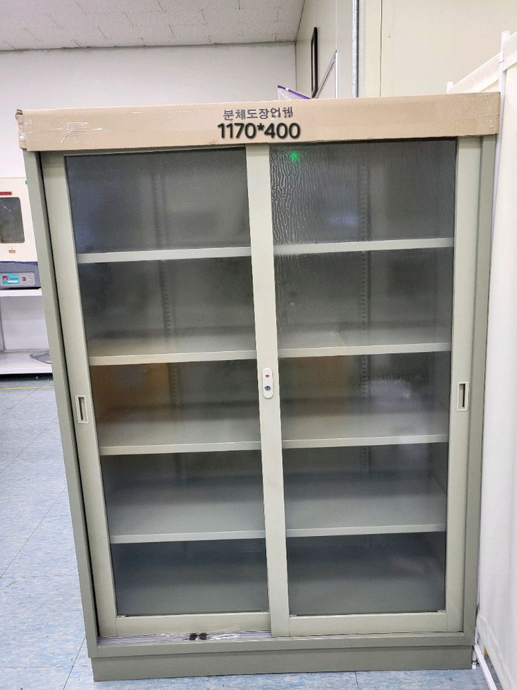 파티션 책상 의자 원탁 철제캐비넷 철재옷장 서랍 회의용테이블 수납장 책장 유리진열장--8