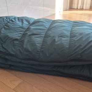 페더다운 뉴라이트 550g (포레스트그린 색상) New light 550g 구스 침낭 팝니다.