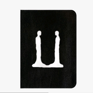 지드래곤 지디 위버맨쉬 한정 여권 커버 팔아요