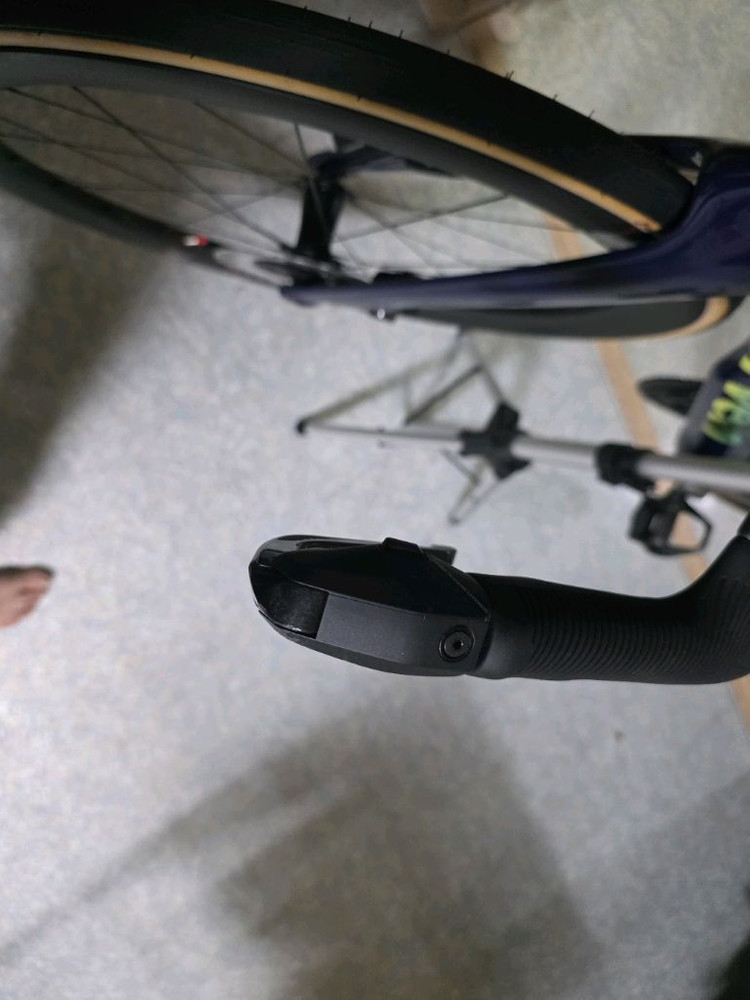 25 년식 써벨로 p5 이미지