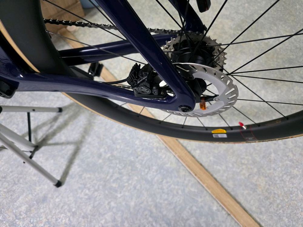 25 년식 써벨로 p5 이미지