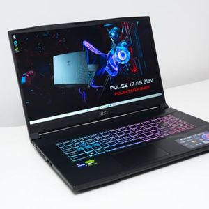 MSI 17인치 게이밍노트북 펄스(i7-13th/4070/1TB/QHD/240Hz)