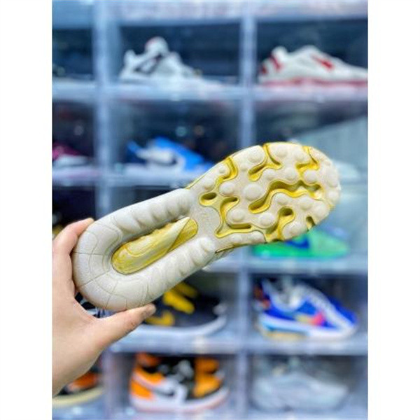 나이키 에어맥스 트래비스 스캇 270 리액트 CT2864-200 이미지