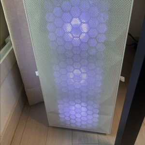 원가 330 실사용 1달 고사양 컴퓨터 판매 상태 최상