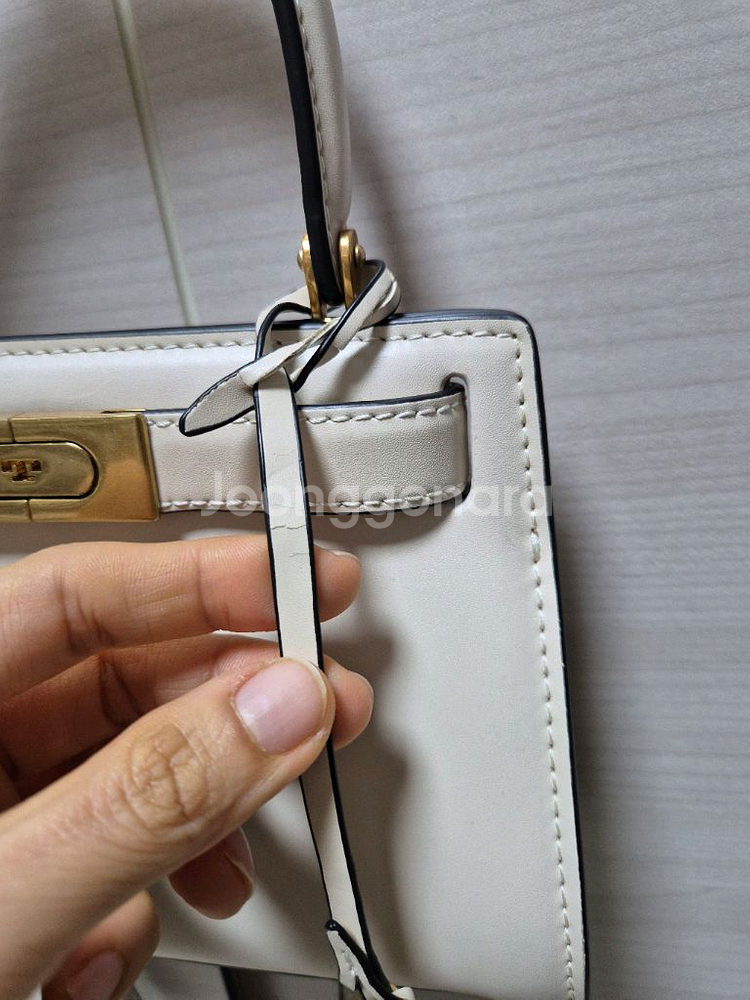 (정품( 토리버치 리 라지윌 쁘띠백 미니크로스가방--9