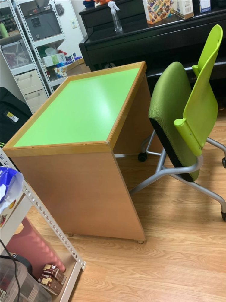 레고책상 의자 세트 이미지