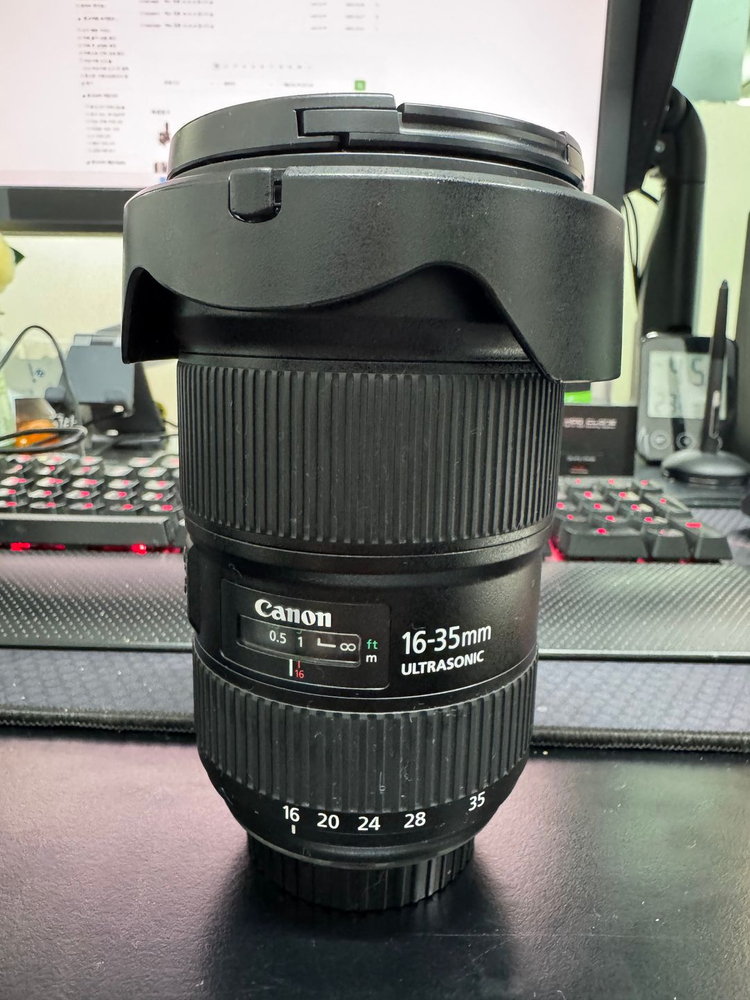 캐논 EF 16-85mm f/4L IS USM 렌즈 이미지