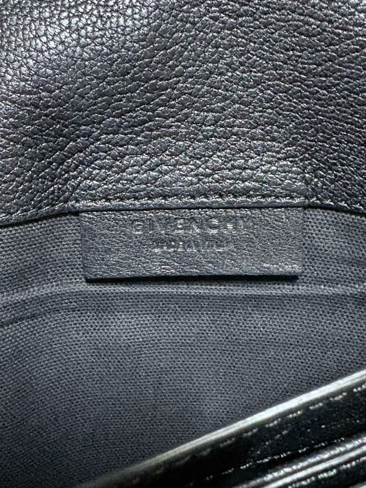 지방시 안티고나 엔벨로프 클러치 판매--1