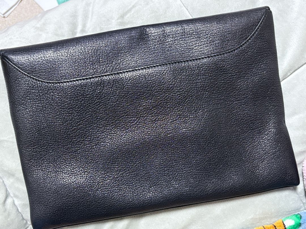 지방시 안티고나 엔벨로프 클러치 판매--2