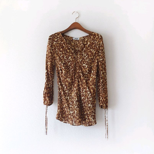 모스키노 칩앤시크 호피 레오파드 실크 블라우스 40사이즈