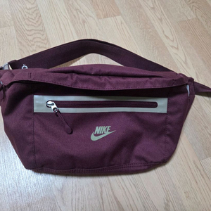 나이키 힙색 엘리멘탈 8L 웨이스트백