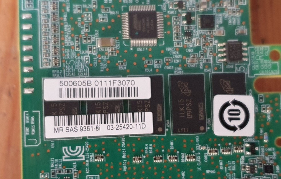 LSI 9361-8i 레이드카드 / SAS, SATA 지원 / 1G 캐시 / BBU 포함--2