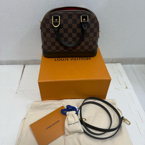 루이비통 알마bb(다미에) 이미지