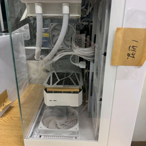 컴퓨터팝니다 거의미사용 4080 super