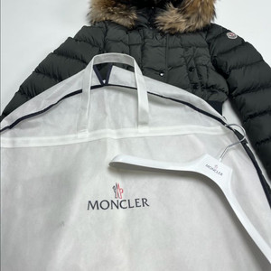 [백화점구매] 몽클레어 클로에 리얼퍼 롱패딩 1