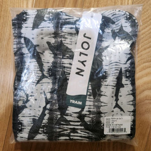 졸린 샤크 페리 28