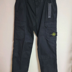스톤아일랜드 컴포트핏 카고 팬츠