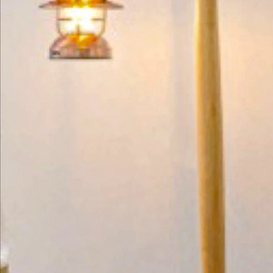 캠핑덕 우드 랜턴 걸이 테이블용