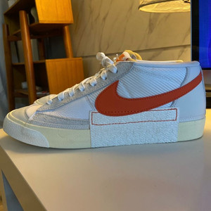 나이키 블레이저 로우 프로 클럽 280