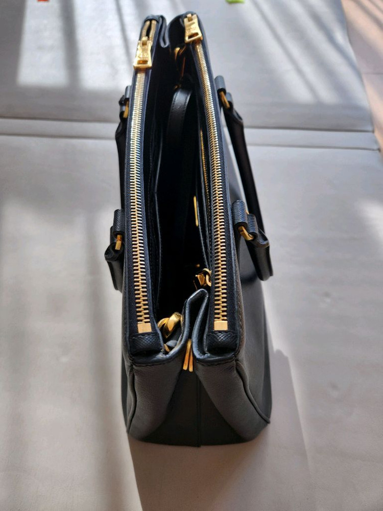 프라다 사피아노 럭스 가방 블랙 이미지