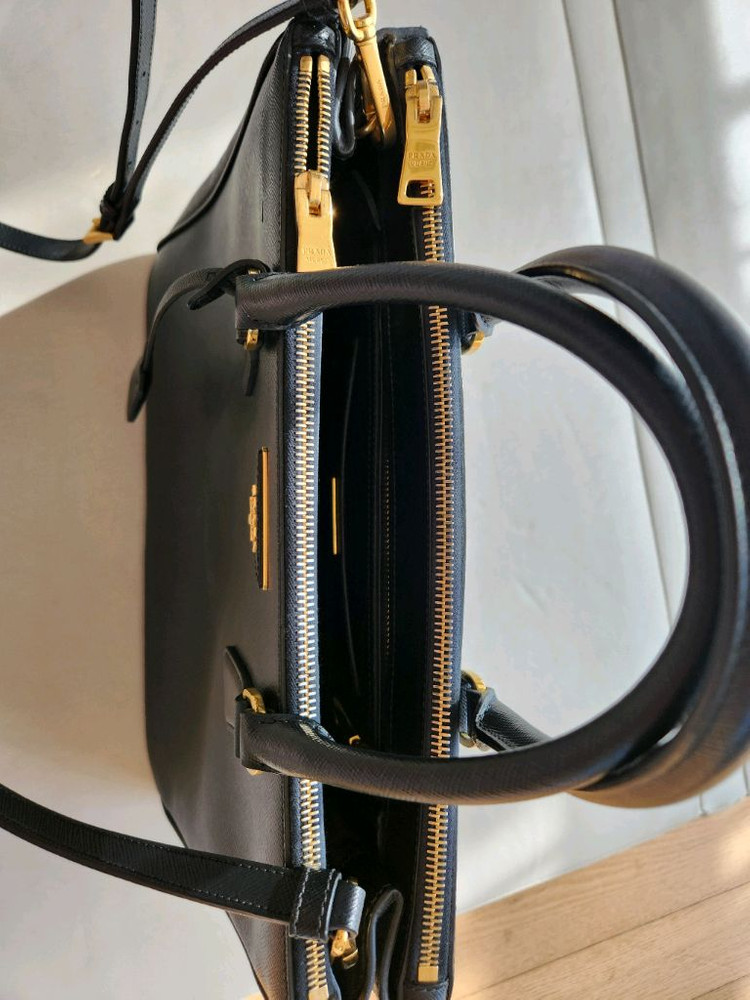 프라다 사피아노 럭스 가방 블랙 이미지