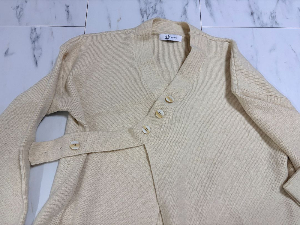 여성 니트 가디건--1