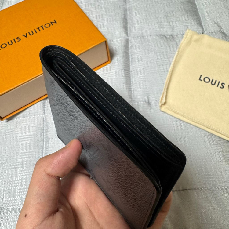 [풀구성]루이비통 이클립스 리버스 슬렌더 반지갑 이미지