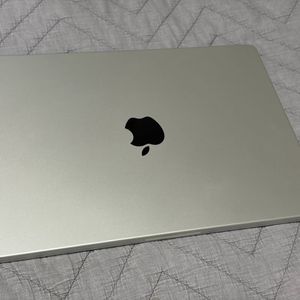 맥북 프로 14인치 실버 (M4 Pro/24/512)