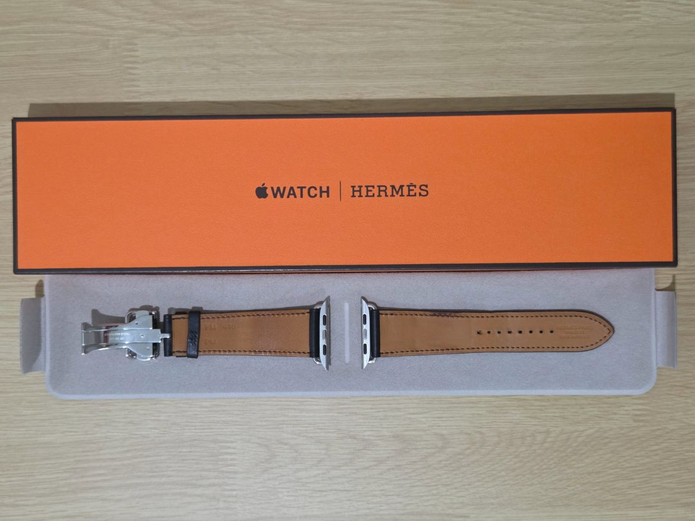 애플워치 에르메스 가죽 스트랩 4종 (44-49mm용) 정품 이미지