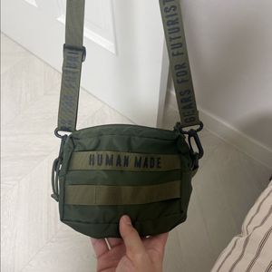 휴먼메이드 크로스백