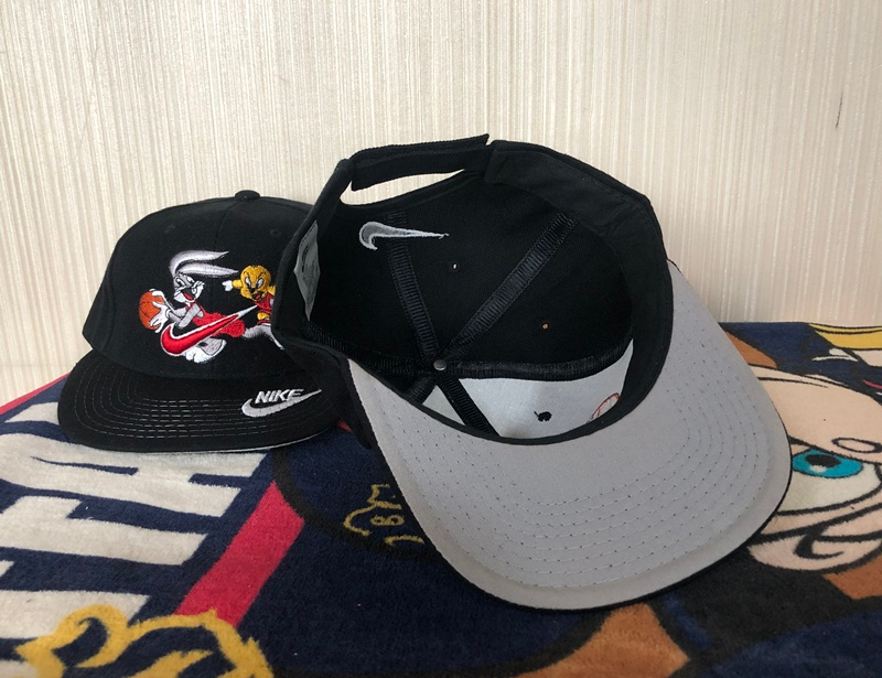 나이키X 루니 툰 벅스바니VS트위티버드 올드스쿨 90's빈티지모자/스냅백--8