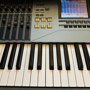 야마하 모티프 motif Xs8