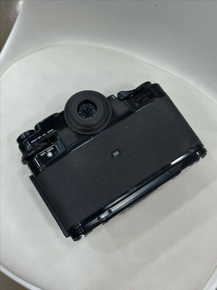 펜탁스 67 중형카메라 핫셀 마운트 개조 버전 이미지