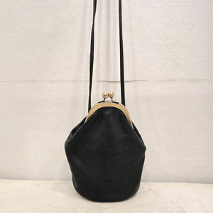 유르트 YURT 쁘아송 블랙 가죽 크로스백 가방