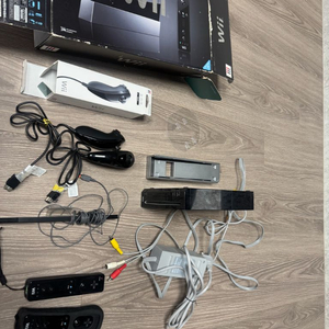 닌텐도 wii 눈치크 리모콘 포함